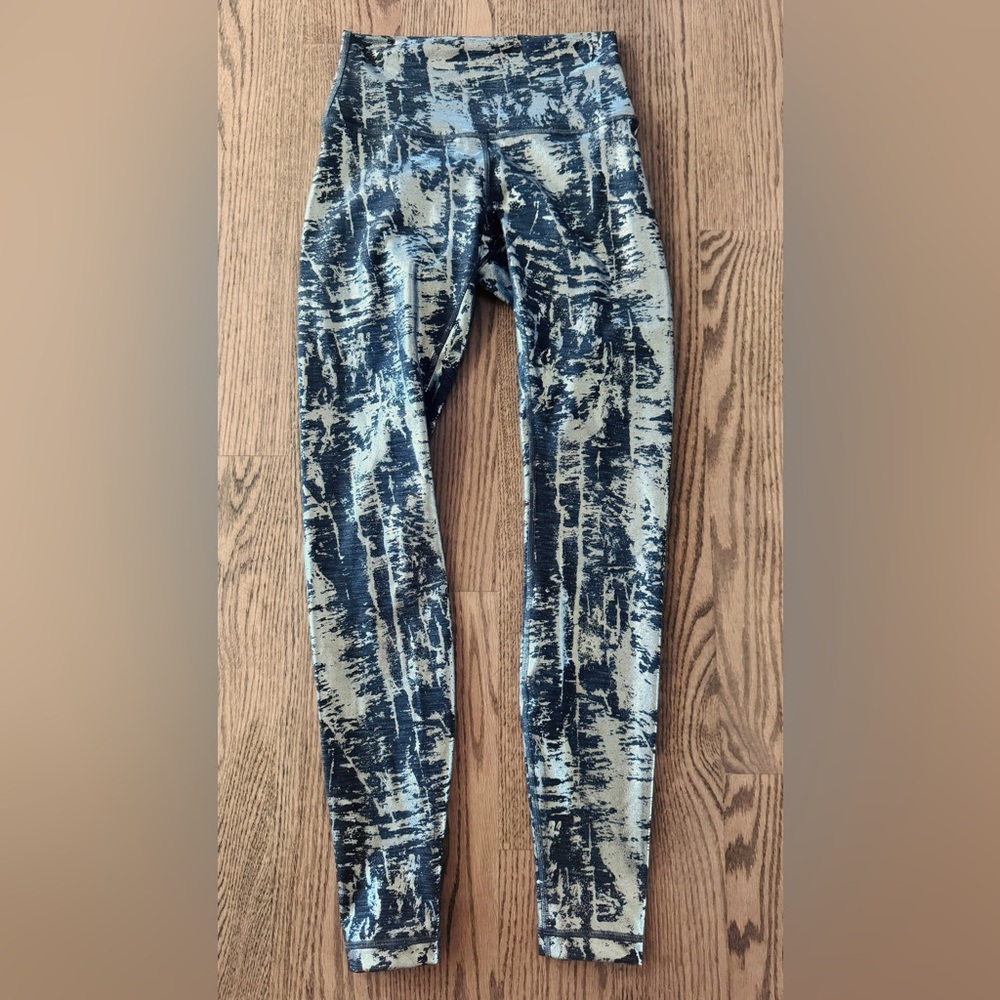 Lululemon metallic leggings sz 4